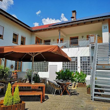 Gasthaus Zum Loewen Seckach エクステリア 写真